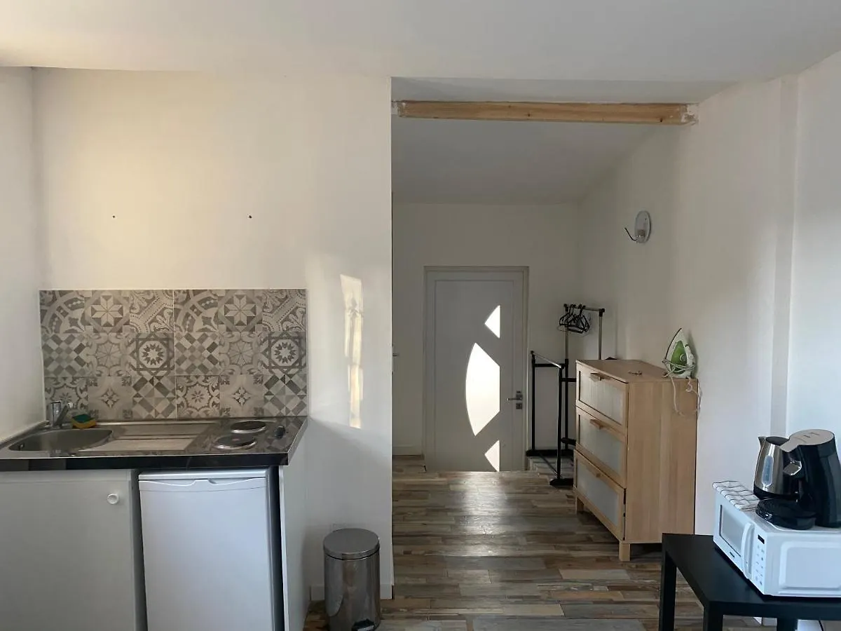L'Ephemere Saint-Louis Maisonette Marseille 0*,  Franciaország